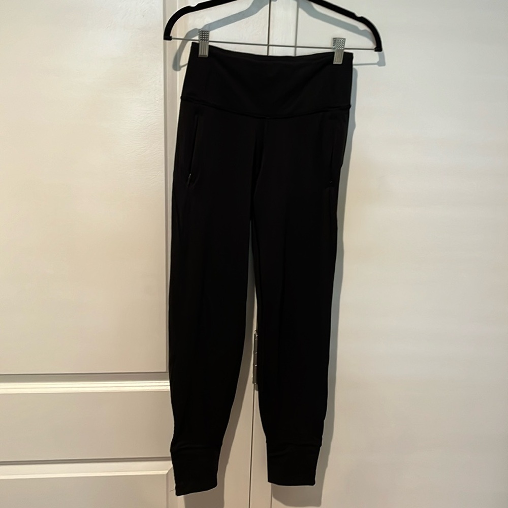 Lululemon black joggers size 2
